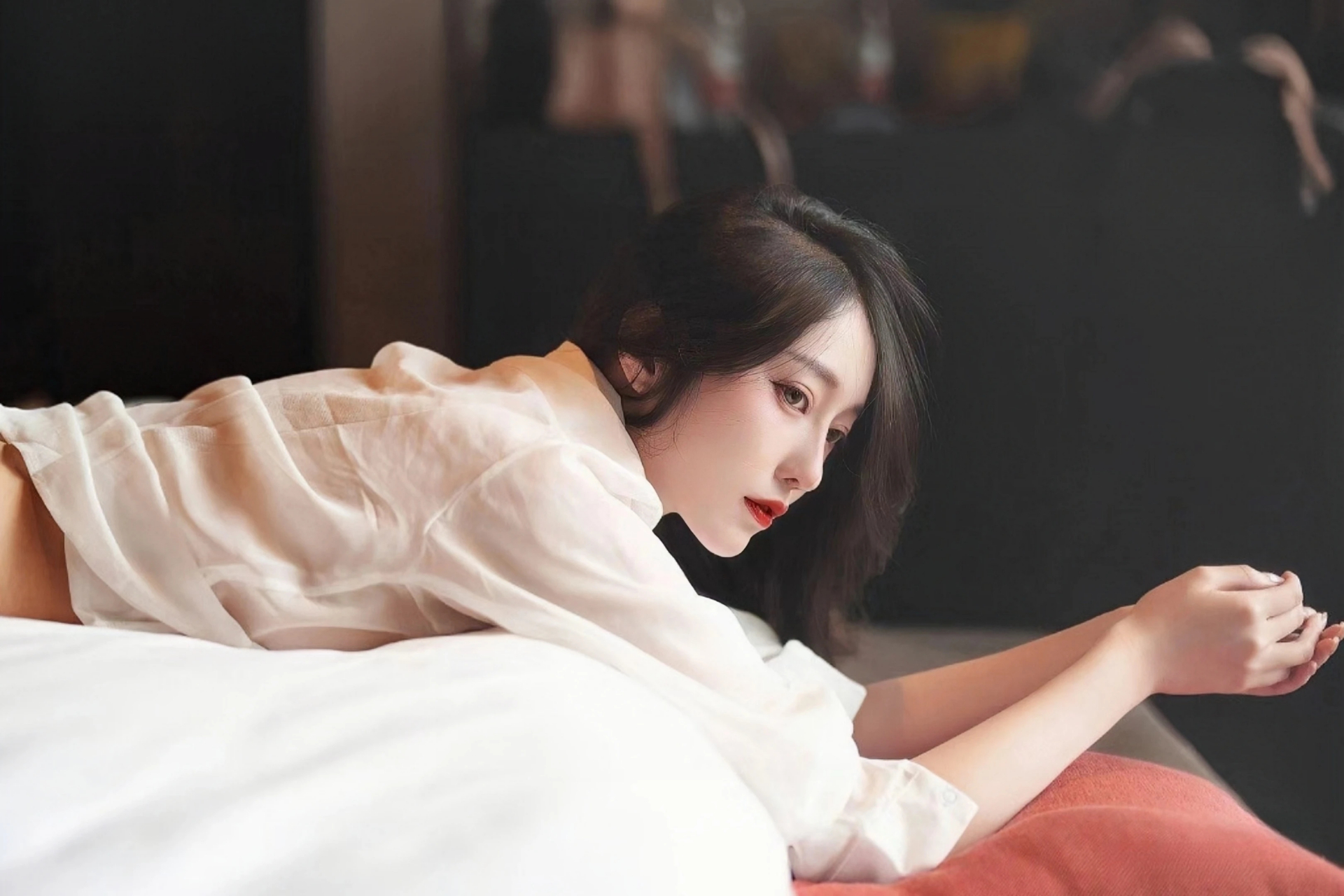 国际机构纷纷上调预期 中国经济的四重底气